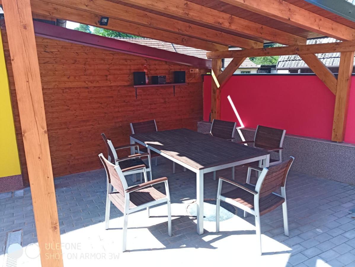 Pohoda Salas U Velehradu-2 Apartmany Uherské Hradiště 外观 照片