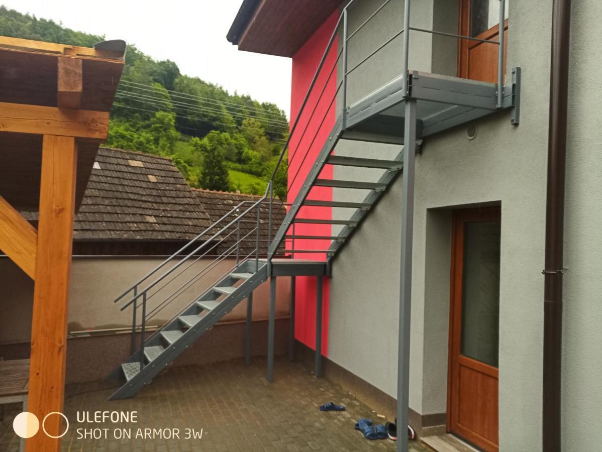 Pohoda Salas U Velehradu-2 Apartmany Uherské Hradiště 外观 照片