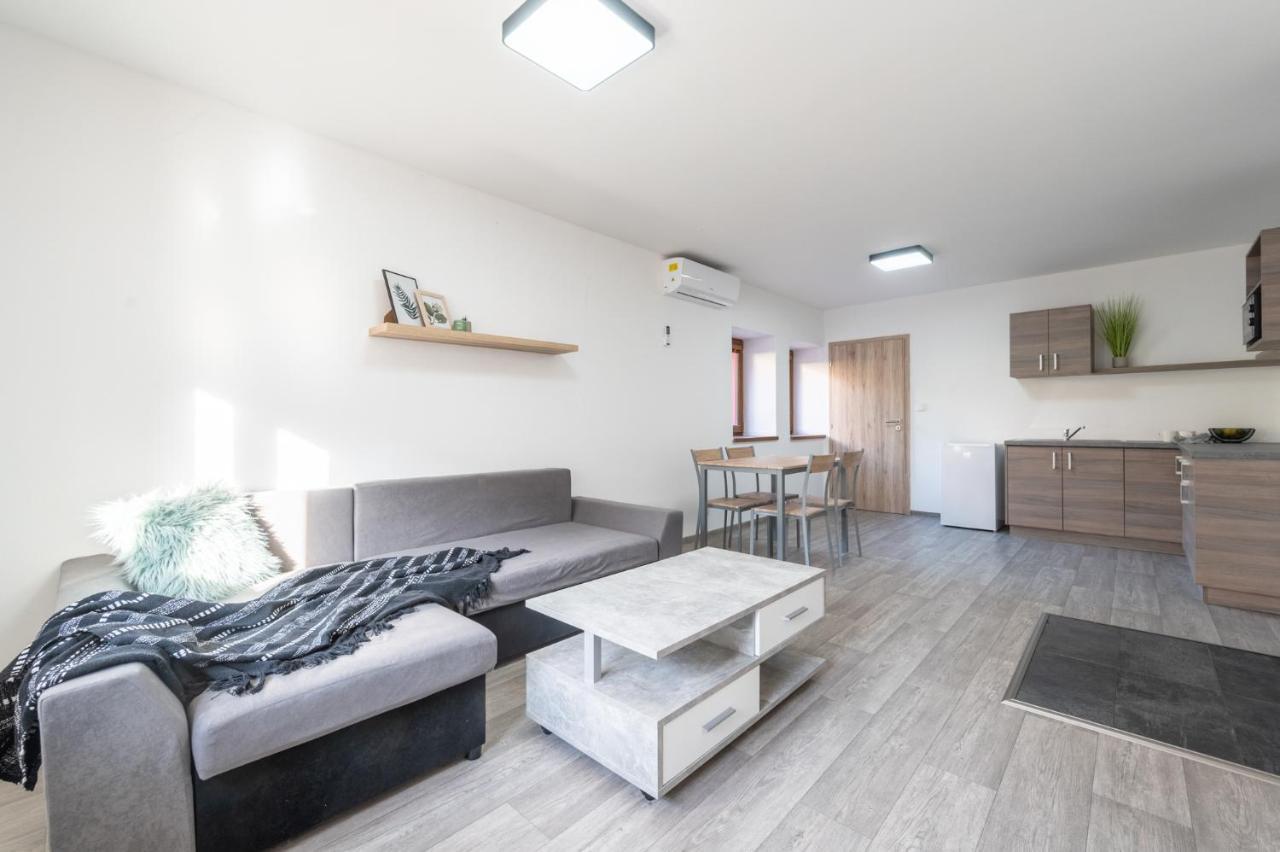Pohoda Salas U Velehradu-2 Apartmany Uherské Hradiště 外观 照片